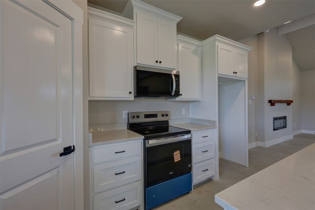 110 Stillmeadow Way, Whitney, TX 76692