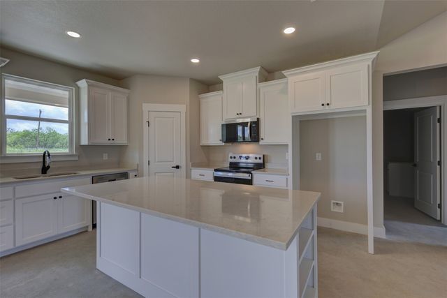 110 Stillmeadow Way, Whitney, TX 76692