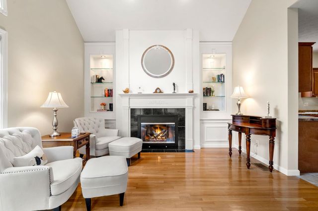 3 High Gate Drive, Bedford, NH 03110