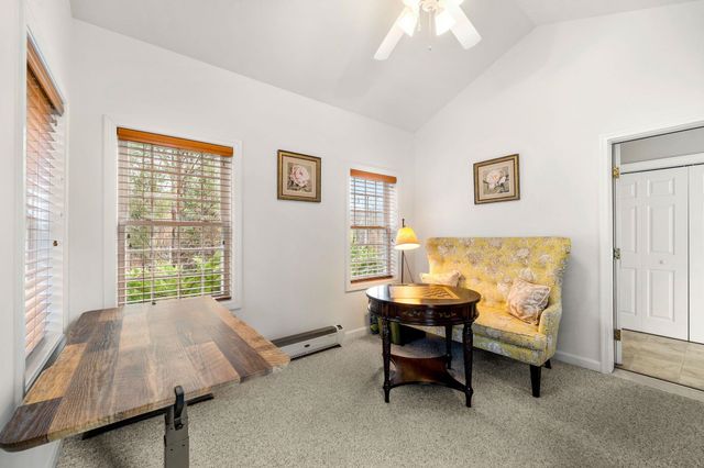 3 High Gate Drive, Bedford, NH 03110