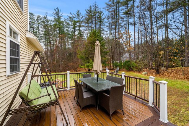 3 High Gate Drive, Bedford, NH 03110