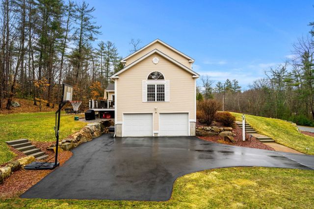 3 High Gate Drive, Bedford, NH 03110