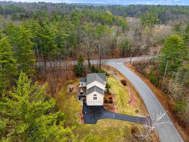 3 High Gate Drive, Bedford, NH 03110