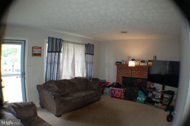 611 GLENVIEW AVE, Glen Burnie, MD 21061