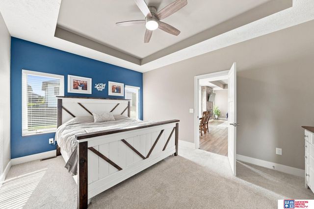 602 Waterside Way, Lincoln, NE 68527