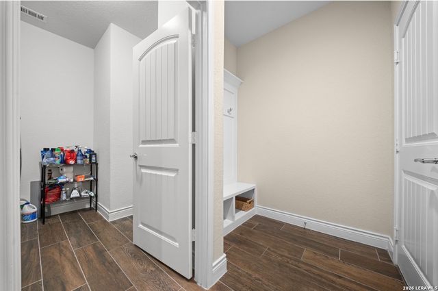 1702 Spanish Wells, San Antonio, TX 78245