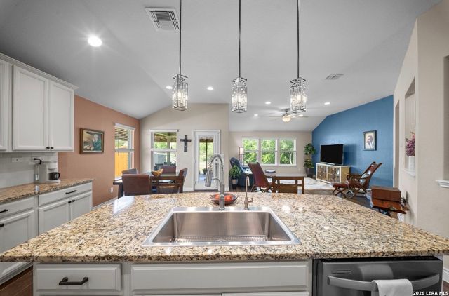 1702 Spanish Wells, San Antonio, TX 78245