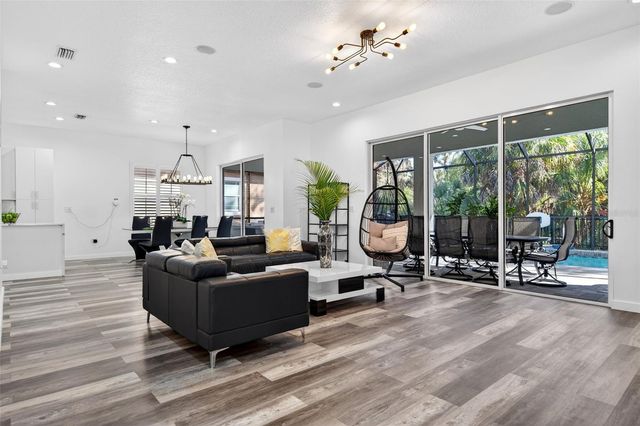 8111 SANTA ROSA COURT, Sarasota, FL 34243