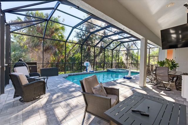 8111 SANTA ROSA COURT, Sarasota, FL 34243