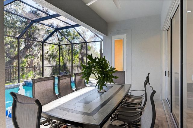 8111 SANTA ROSA COURT, Sarasota, FL 34243