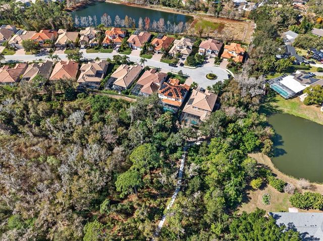 8111 SANTA ROSA COURT, Sarasota, FL 34243