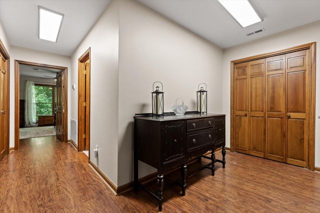 706 Contour Avenue, South Pittsburg, TN 37380