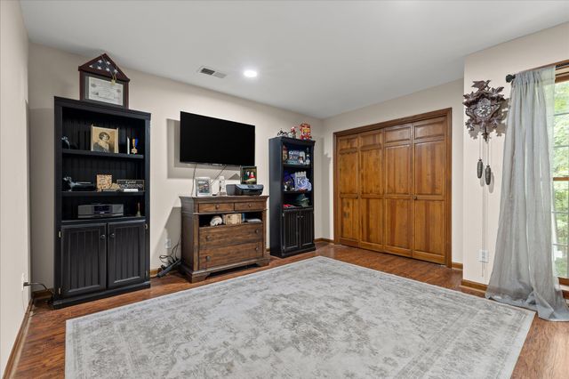 706 Contour Avenue, South Pittsburg, TN 37380