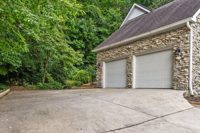 706 Contour Avenue, South Pittsburg, TN 37380