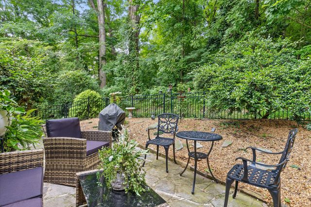706 Contour Avenue, South Pittsburg, TN 37380