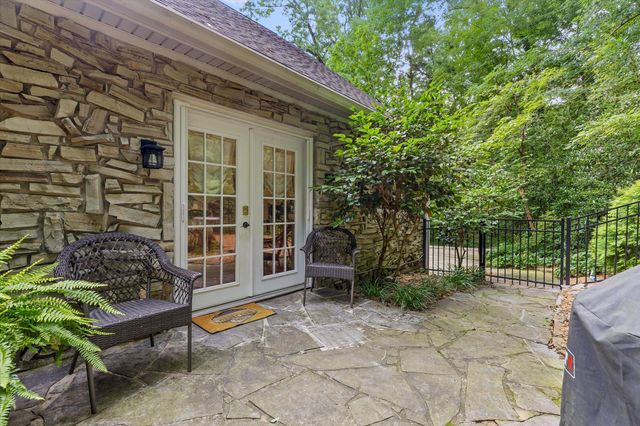 706 Contour Avenue, South Pittsburg, TN 37380