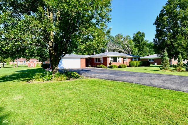 4928 Oaknoll Drive, Indianapolis, IN 46221