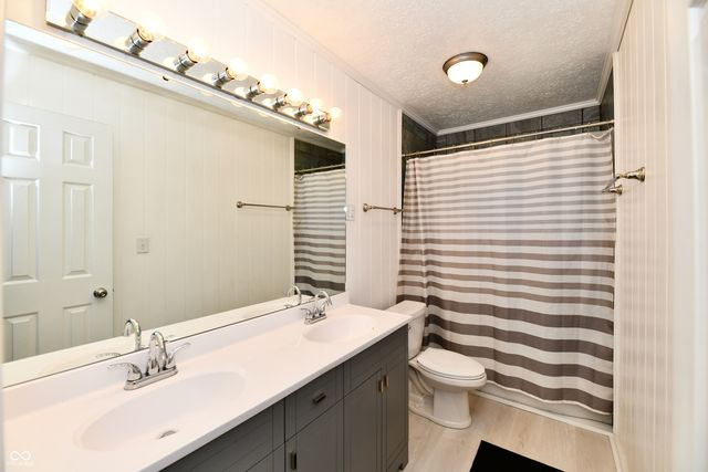 4928 Oaknoll Drive, Indianapolis, IN 46221