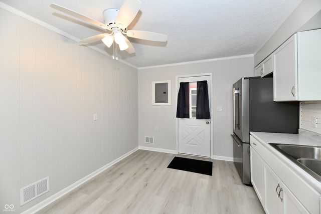 4928 Oaknoll Drive, Indianapolis, IN 46221
