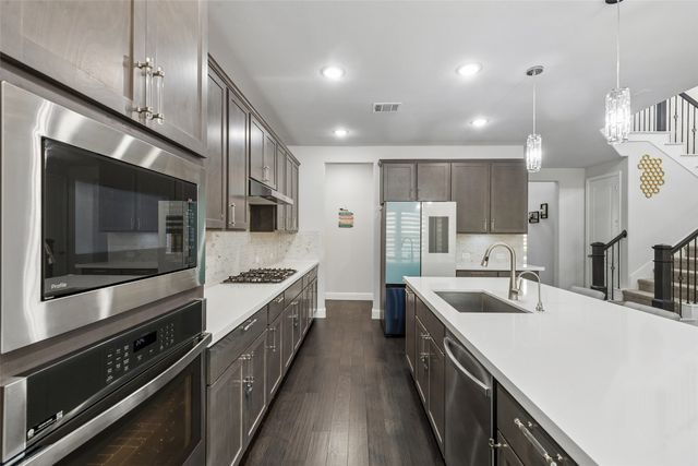 2320 Portsmouth Drive, Mckinney, TX 75071