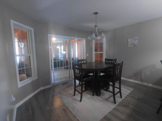 237 Vulpine Drive, Valparaiso, IN 46385