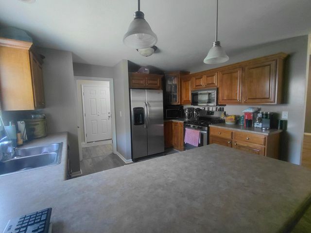 237 Vulpine Drive, Valparaiso, IN 46385