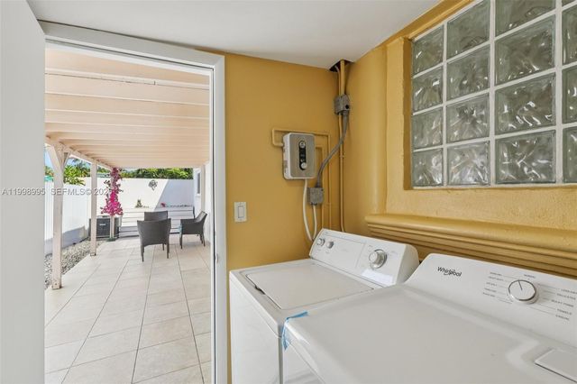 1682 NE 124th Ln, North Miami, FL 33181