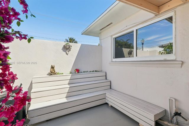 1682 NE 124th Ln, North Miami, FL 33181