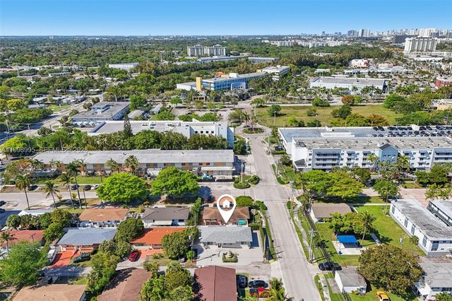 1682 NE 124th Ln, North Miami, FL 33181