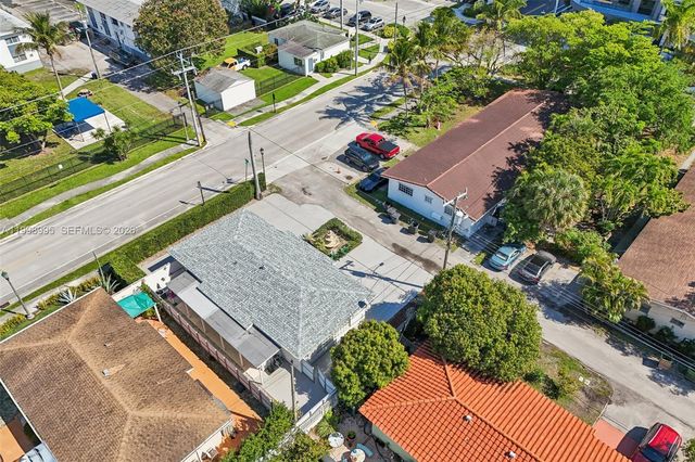 1682 NE 124th Ln, North Miami, FL 33181