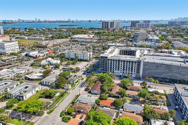 1682 NE 124th Ln, North Miami, FL 33181