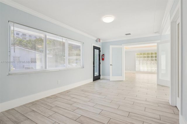 1682 NE 124th Ln, North Miami, FL 33181