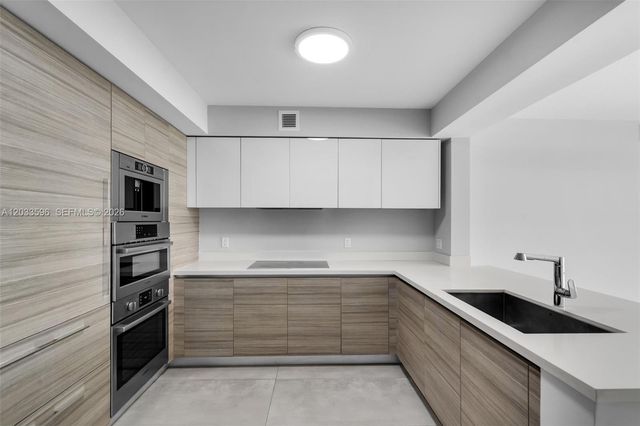 300 Sunny Isles Blvd 4-1805, Sunny Isles Beach, FL 33160