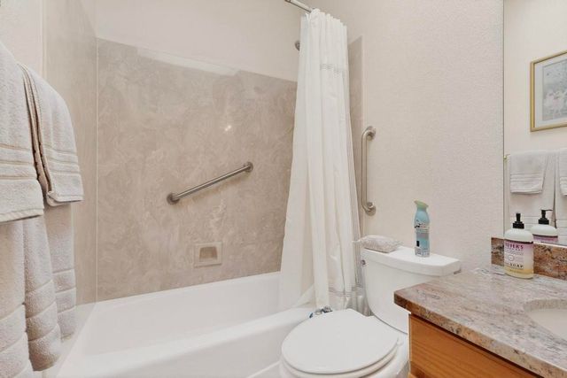 5600 Brockton Court NE, Albuquerque, NM 87111