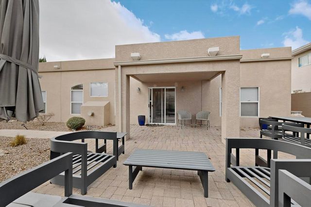 5600 Brockton Court NE, Albuquerque, NM 87111