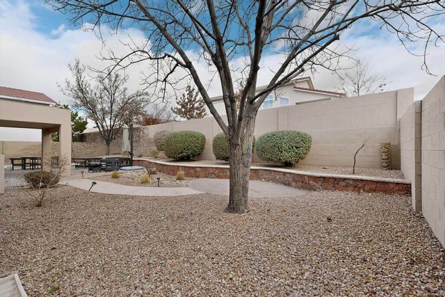5600 Brockton Court NE, Albuquerque, NM 87111
