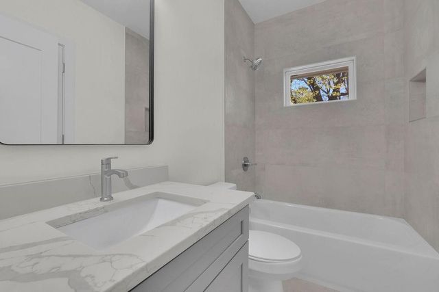 92 Claire SE Drive, Atlanta, GA 30315