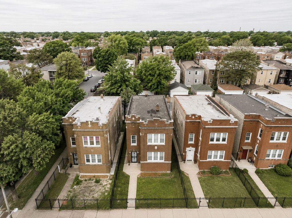 1704 N Mayfield Avenue 2, Chicago, IL 60639