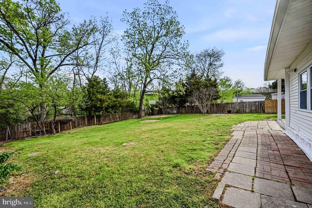 102 ROBINSON DR, New Castle, DE 19720