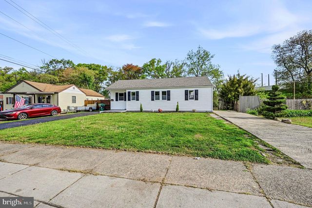 102 ROBINSON DR, New Castle, DE 19720