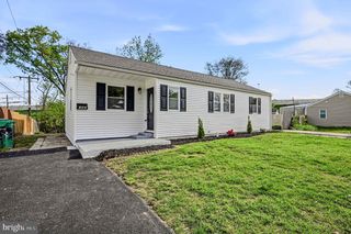 102 ROBINSON DR, New Castle, DE 19720