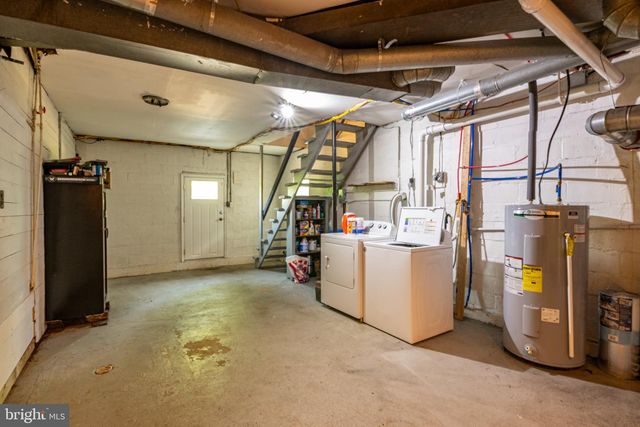 940 UNGER LN, Boyertown, PA 19512