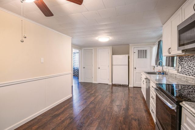 940 UNGER LN, Boyertown, PA 19512