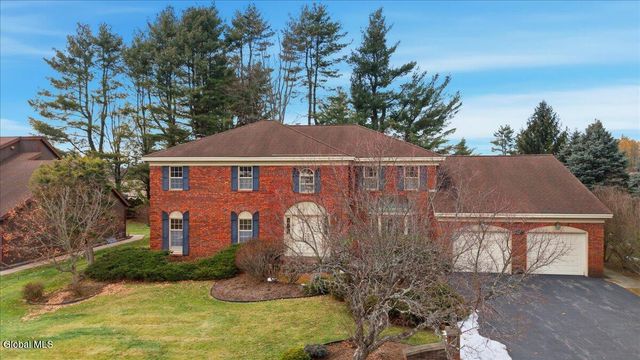 23 Fairway Court, Albany, NY 12208