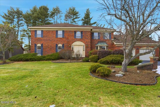 23 Fairway Court, Albany, NY 12208