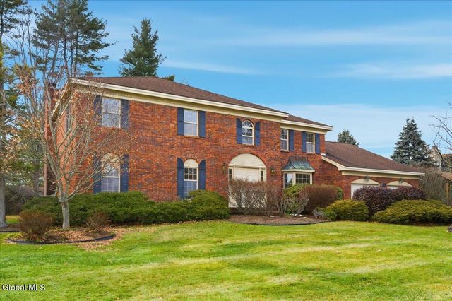 23 Fairway Court, Albany, NY 12208