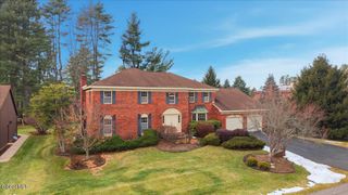 23 Fairway Court, Albany, NY 12208