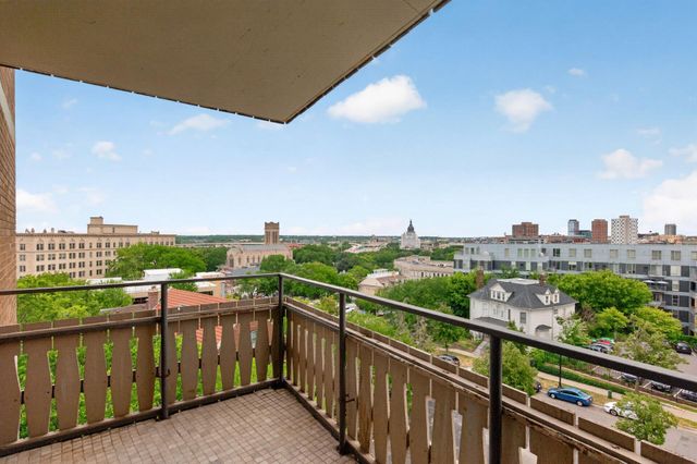 410 Groveland Avenue 702, Minneapolis, MN 55403