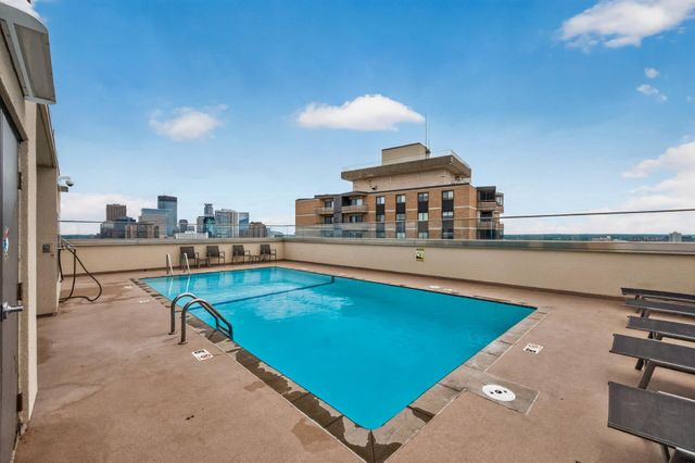 410 Groveland Avenue 702, Minneapolis, MN 55403
