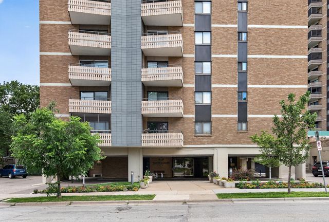410 Groveland Avenue 702, Minneapolis, MN 55403